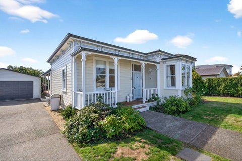 9 Roberts Street, Martinborough, Martinborough