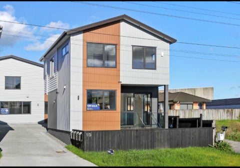 7/15 Old Wairoa Road, Papakura, Papakura