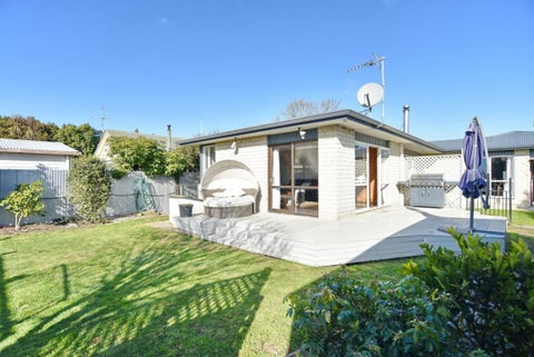 26 Woodend Road, Woodend, Woodend