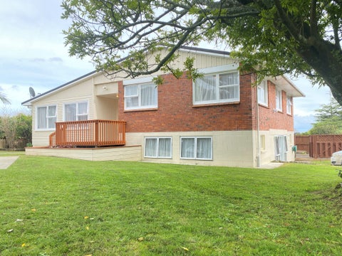 66 Willoughby Avenue, Howick, Auckland