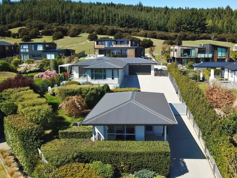 3 Clearview Street, Wanaka