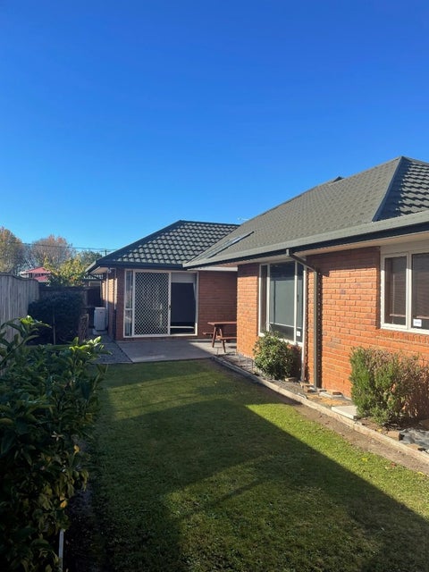 2/61 Waimairi Road, Upper Riccarton, Christchurch