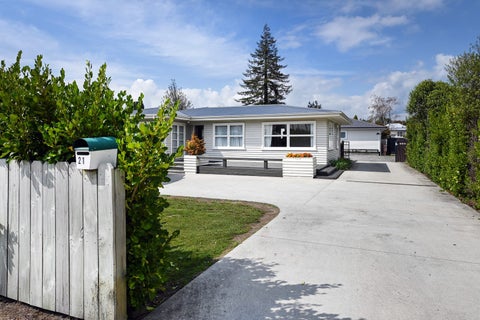 21 Russell Road, Fairy Springs, Rotorua