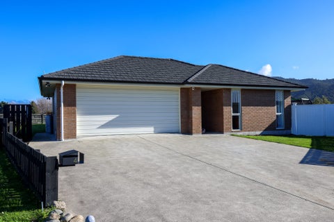 4 Mckerrow Place, Featherston