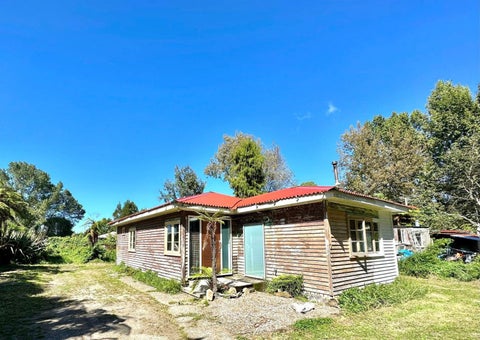 17 Tongaporutu Road, Ohura