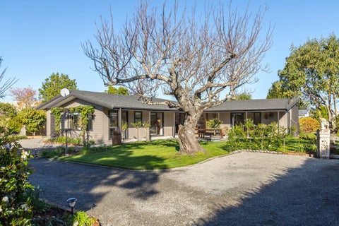 32A Mcmaster Street, Greytown