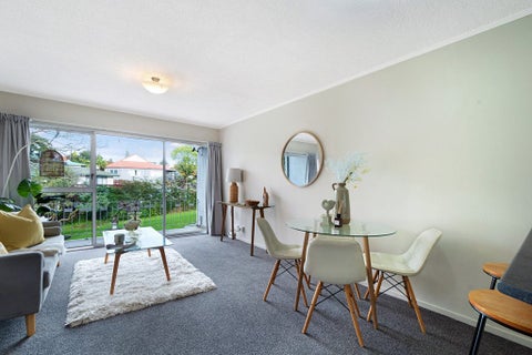 2/26 Kohekohe Street, New Lynn, Auckland