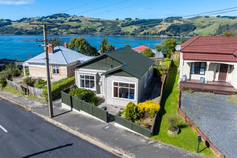 3 Athol Place, Ravensbourne, Dunedin