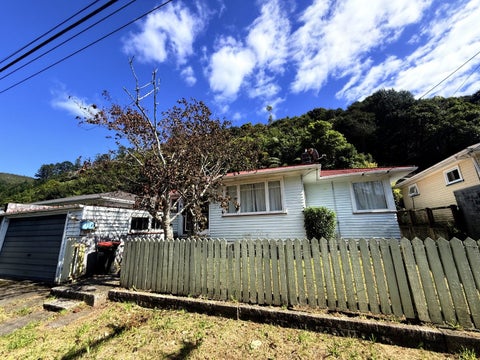16 Sunny Grove, Wainuiomata, Lower Hutt