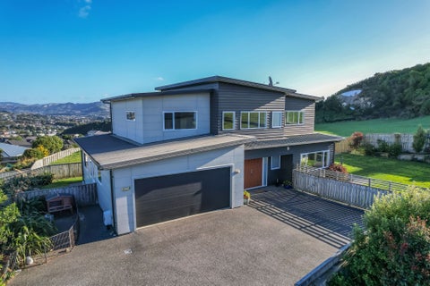 72 Aotea Drive, Aotea, Porirua