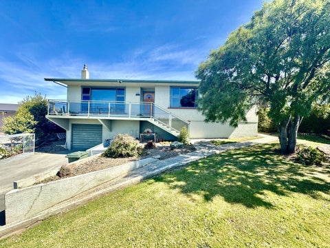 16 Argyle Street, Weston, Oamaru