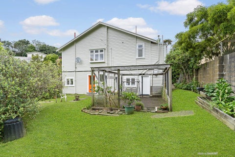 2/16 Balfour Street, Mornington, Wellington