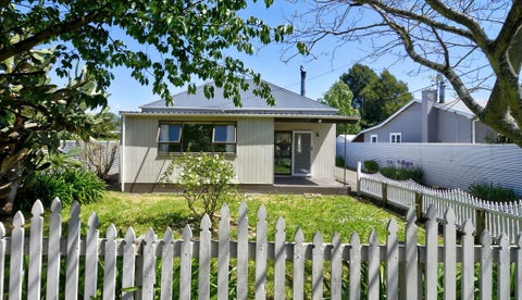 25 Clifton Avenue, Carterton, Carterton