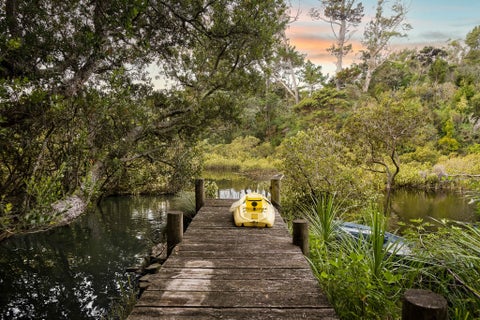 89 Aeroview Drive, Beach Haven, Auckland