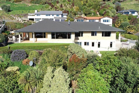 27 Hillplough Heights, Richmond, Richmond