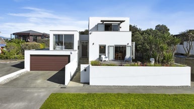 326 Marine Parade, New Brighton, Christchurch