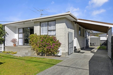 2/50 Kowhai Avenue, Ebdentown, Upper Hutt