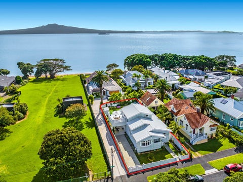 12 Oxford Terrace, Devonport, Auckland
