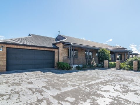 22 Holcombe Drive, Paraparaumu