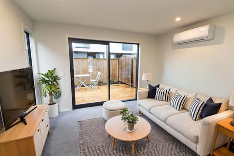 4/24 Fitzherbert Road, Wainuiomata, Lower Hutt