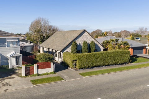 56 Grimseys Road, Redwood, Christchurch