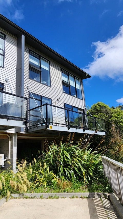 19 Ara Patukawenga, Tawa, Wellington