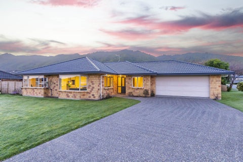 71 Parata Street, Waikanae