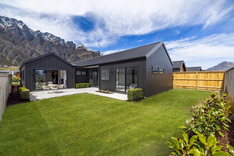 8 Fallow Street, Jacks Point, Queenstown