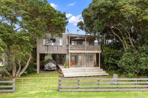1684 East Coast Road, Kaiaua, Franklin, Auckland