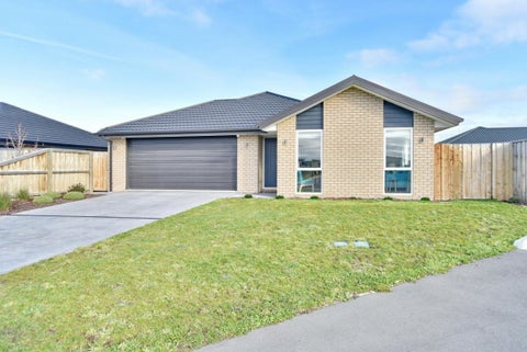74 Sunline Avenue, Lincoln, Lincoln