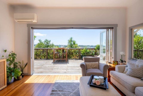 15 Kowhai Road, Mairangi Bay, Auckland
