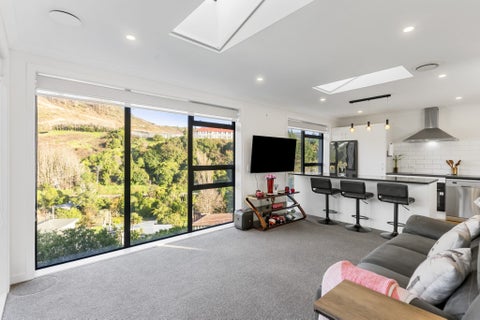 24 Ara Patukawenga, Tawa, Wellington