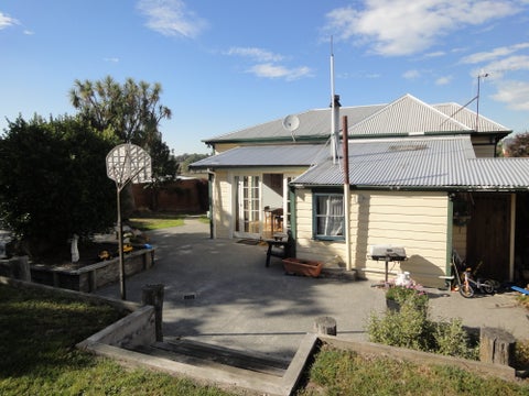 35 College Road, Parkside, Timaru