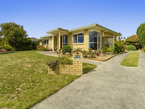 2 Kochia Avenue, Pyes Pa, Tauranga