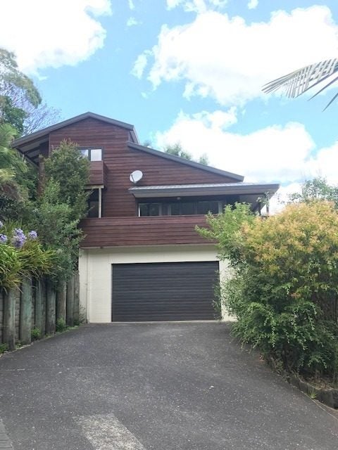 7 Stitchbird Close, Murrays Bay, Auckland