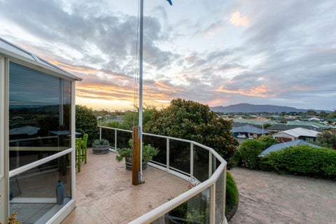 91 Realm Drive, Paraparaumu