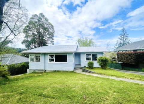 9 Dolbear Street, Titirangi, Auckland