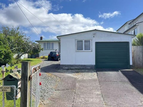 14 Adriatic Avenue, Henderson, Auckland