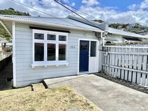 172A Queens Drive, Lyall Bay, Wellington