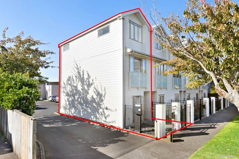 6/0 Haverstock Road, Sandringham, Auckland