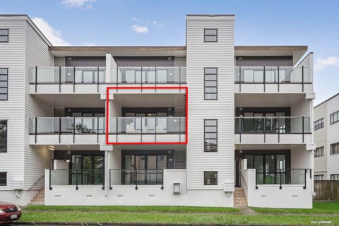21/11 Carlos Drive, Flat Bush, Auckland