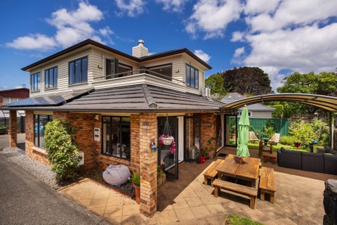 32B Kitenui Avenue, Mount Albert, Auckland