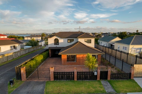 26 Halyard Place, Te Atatu Peninsula, Auckland