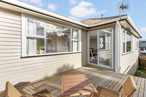 39 Horokiwi Road West, Newlands, Wellington
