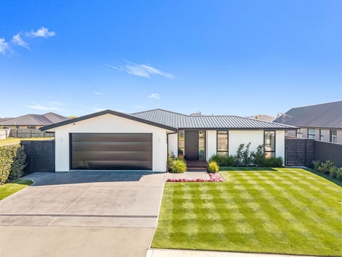 24 Whitehorn Drive, Lincoln, Lincoln