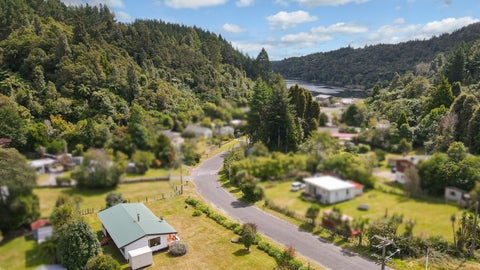 3 Tombleson Road, Lake Rotoma, Rotorua
