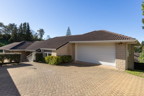 11 Darraghs Lane, Brookfield, Tauranga