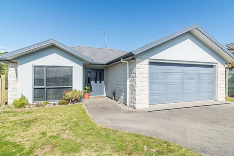 9 Lambert Way, Paraparaumu