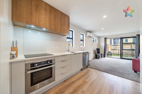 5/240 Stokes Valley Road, Stokes Valley, Lower Hutt