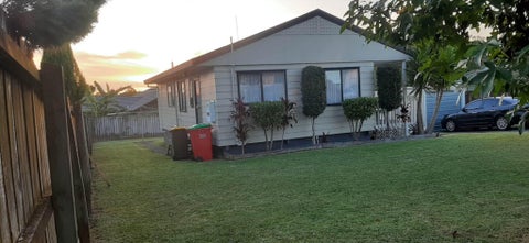8 Rhine Place, Weymouth, Auckland